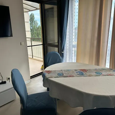 Varvara House * Warna