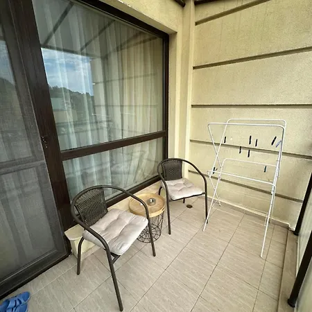 Apartment Varvara House Warna